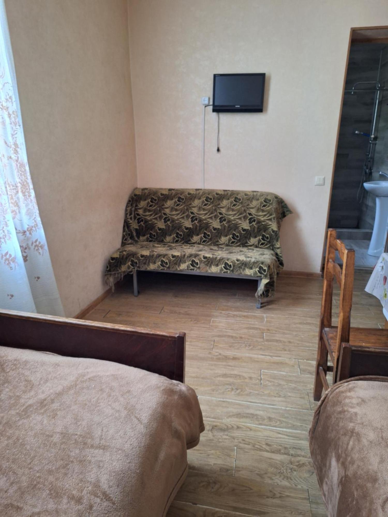Guest House 15A Kutaisi Exterior photo