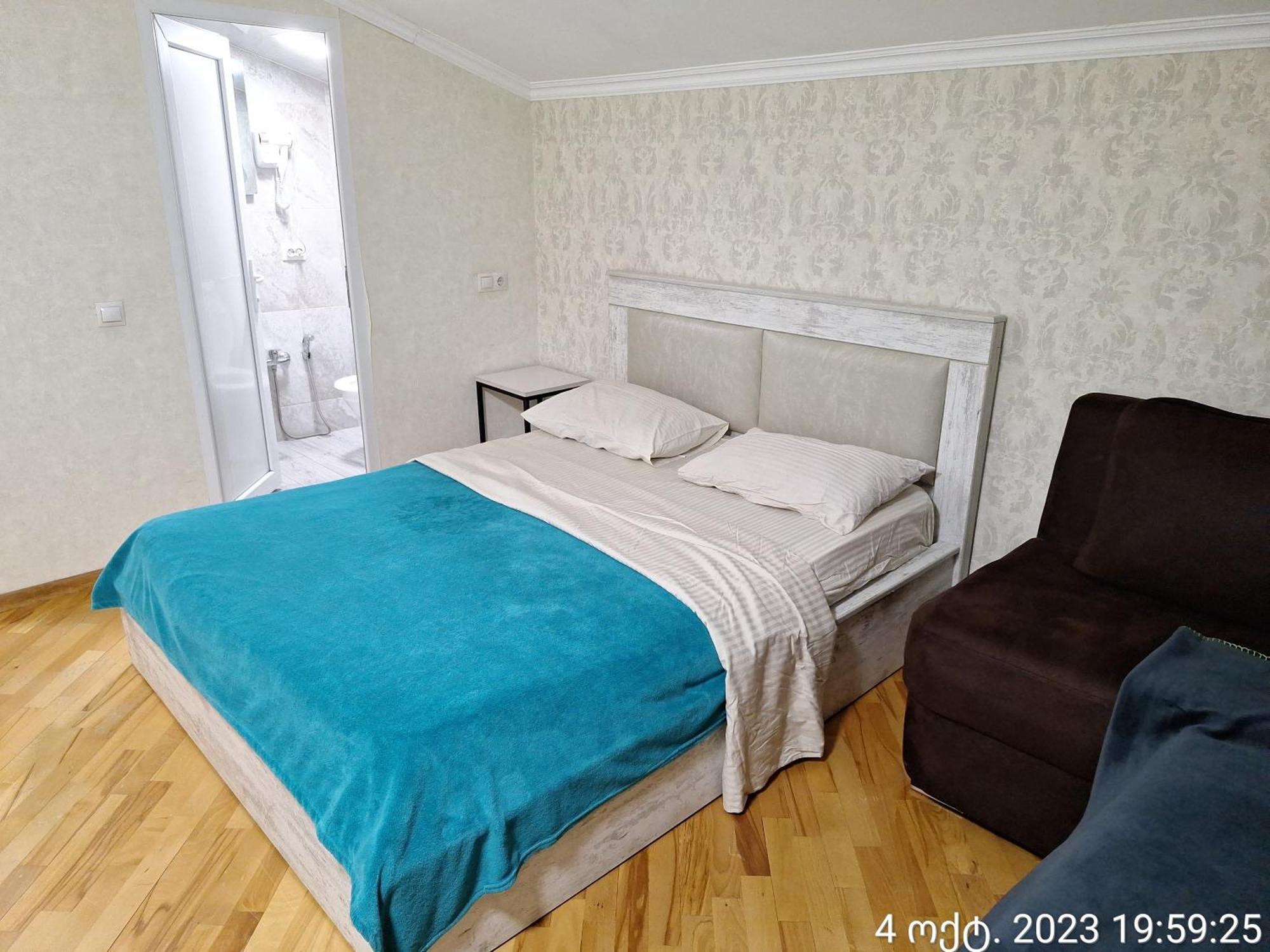 Guest House 15A Kutaisi Exterior photo